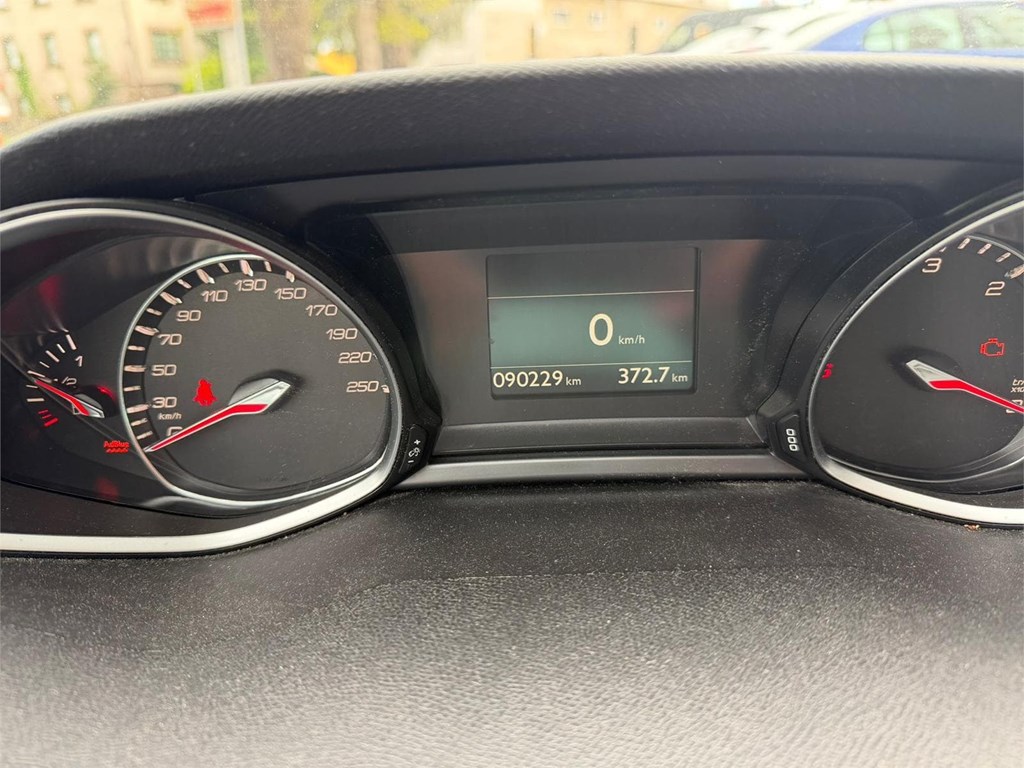 Foto 7 308 5p Style BlueHDi 130 SS