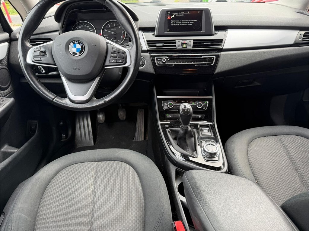 Foto 6 BMW Serie 2 Gran Tourer 218d