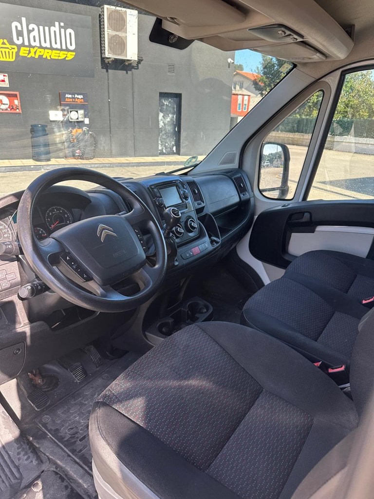Foto 5 CITROEN Jumper BlueHDi 96KW 130CV Combi 33 L2H2