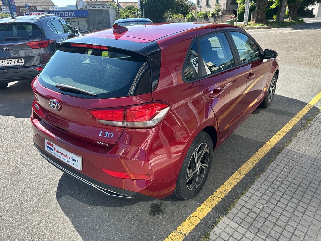 Foto 3 HYUNDAI i30 1.0 TGDI 48V Klass