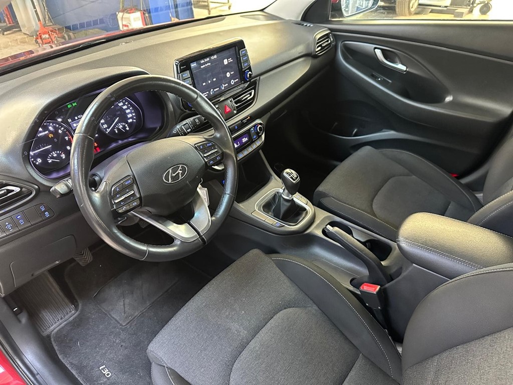 Foto 6 HYUNDAI i30 1.0 TGDI 48V Klass