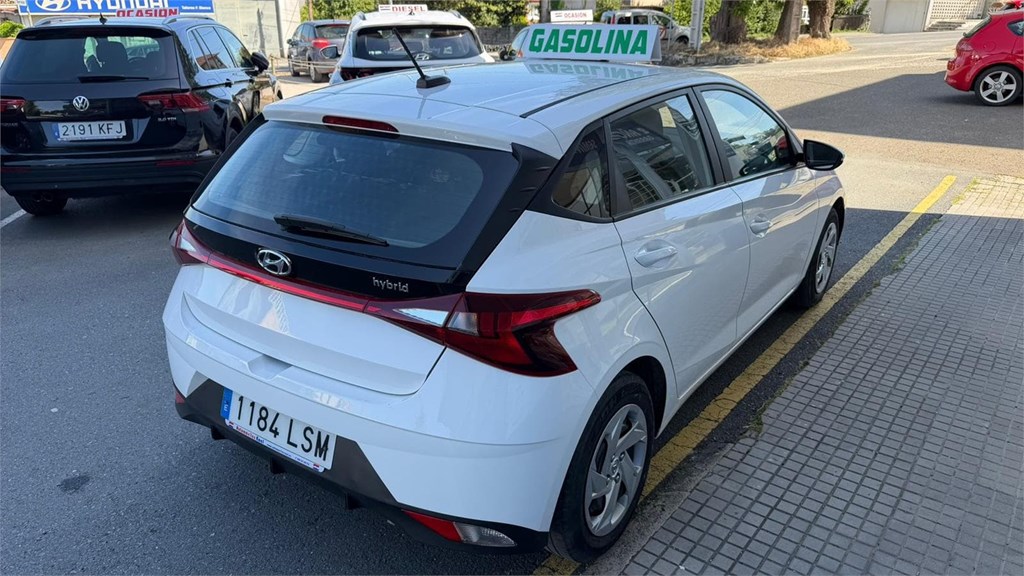 Foto 3 i20 1.0 TGDI 74kW 100CV 48V Essence