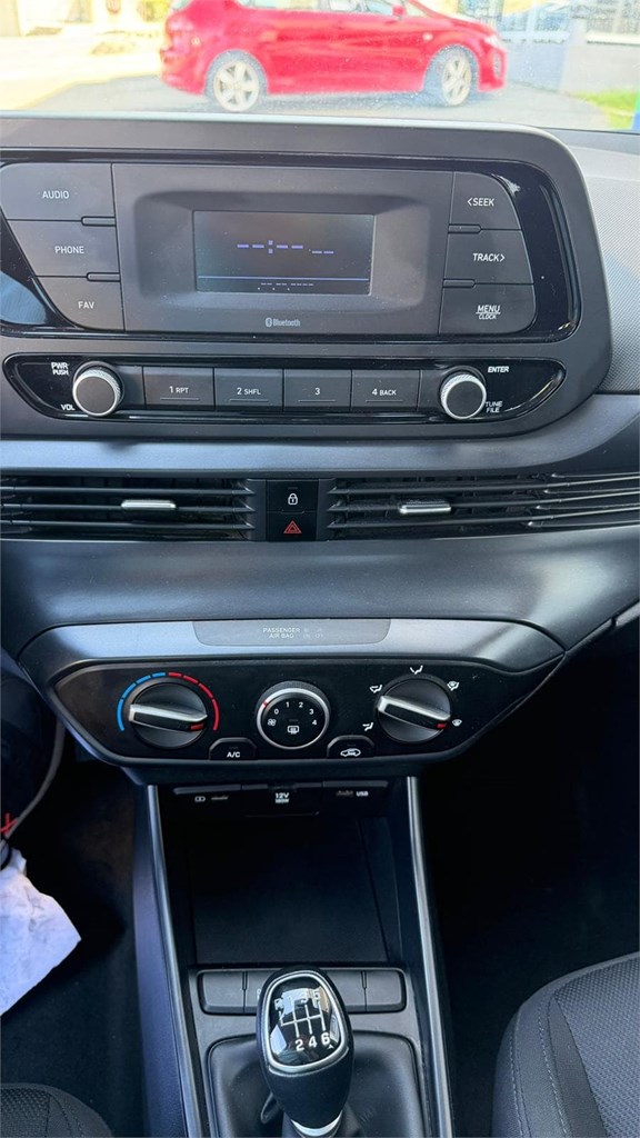 Foto 8 i20 1.0 TGDI 74kW 100CV 48V Essence