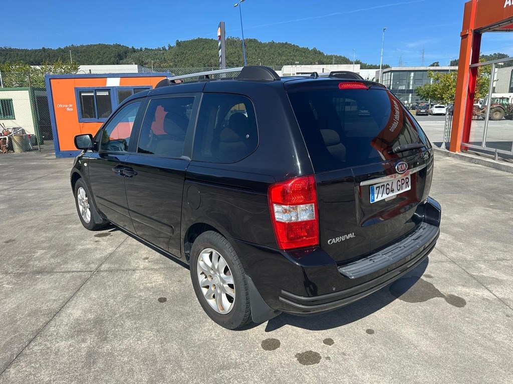 Foto 2 KIA Carnival 2.9 CRDi VGT Emotion