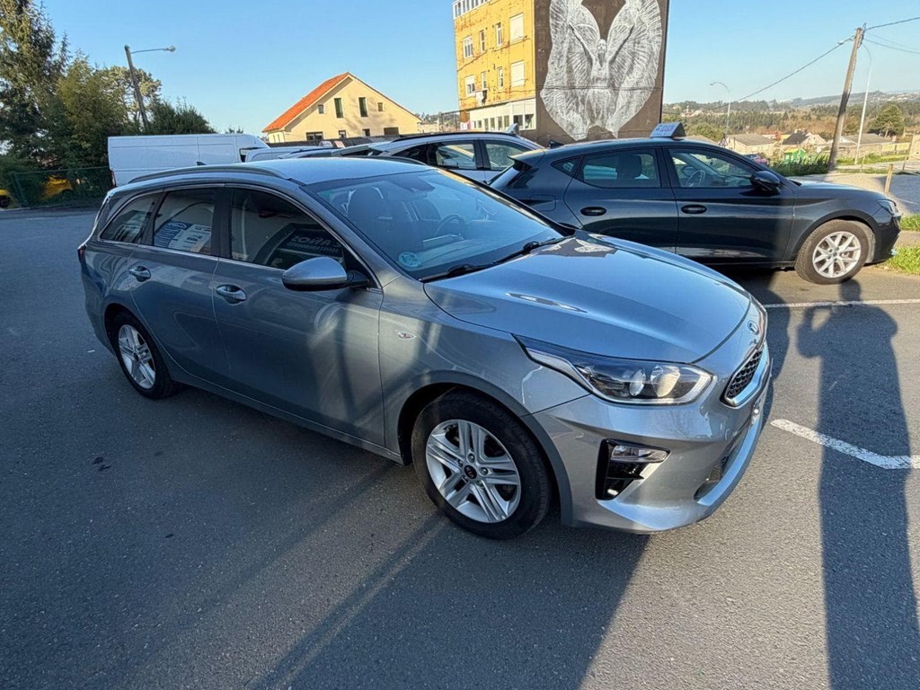 Foto 3 KIA Ceed Tourer Tourer 1.6 CRDi 85kW 115CV Drive