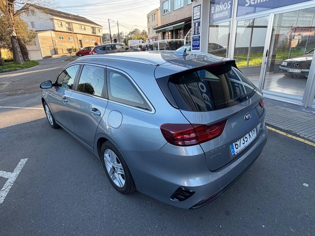 Foto 5 KIA Ceed Tourer Tourer 1.6 CRDi 85kW 115CV Drive