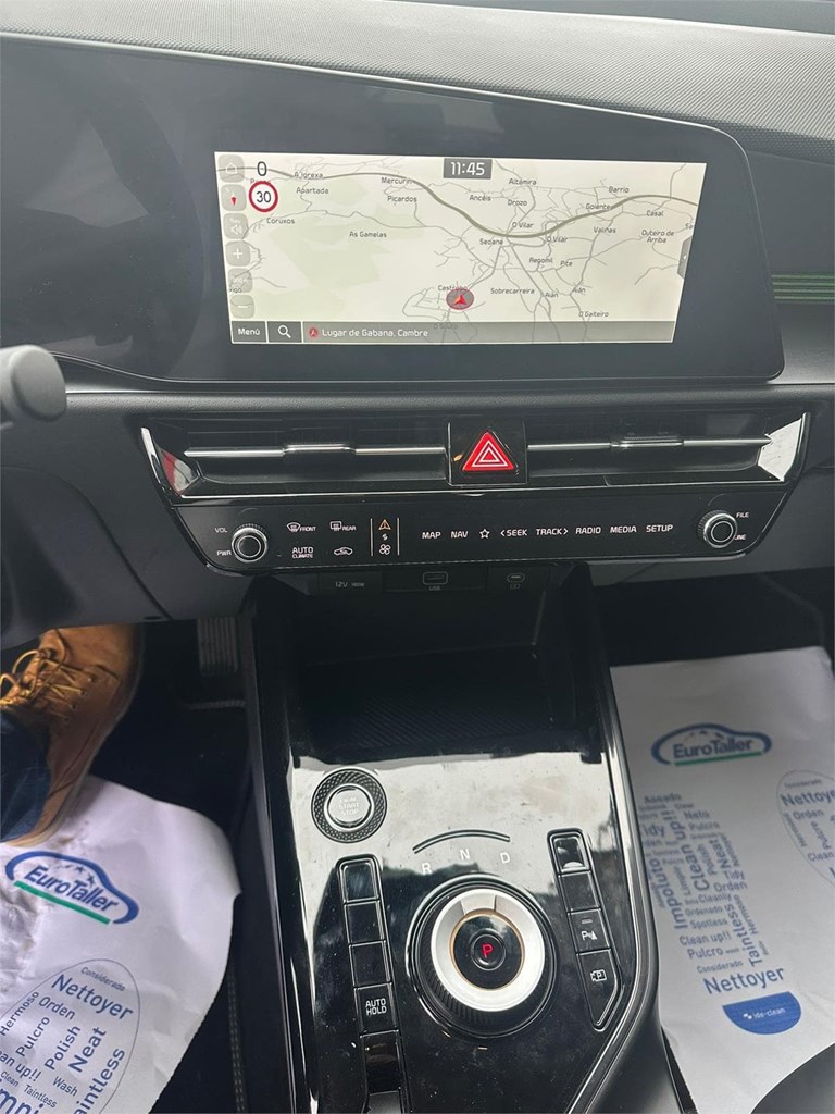 Foto 8 KIA Niro 1.6 GDi HEV Drive