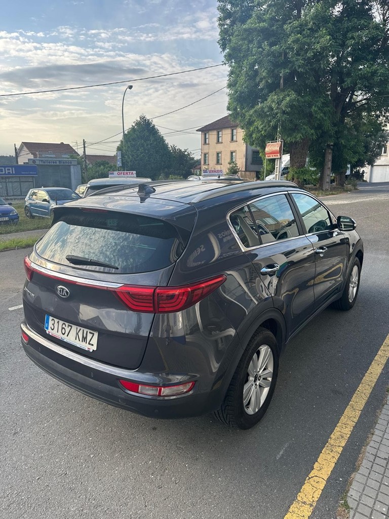 Foto 3 KIA Sportage 1.6 GDi 97kW 132CV x-Tech 4x2