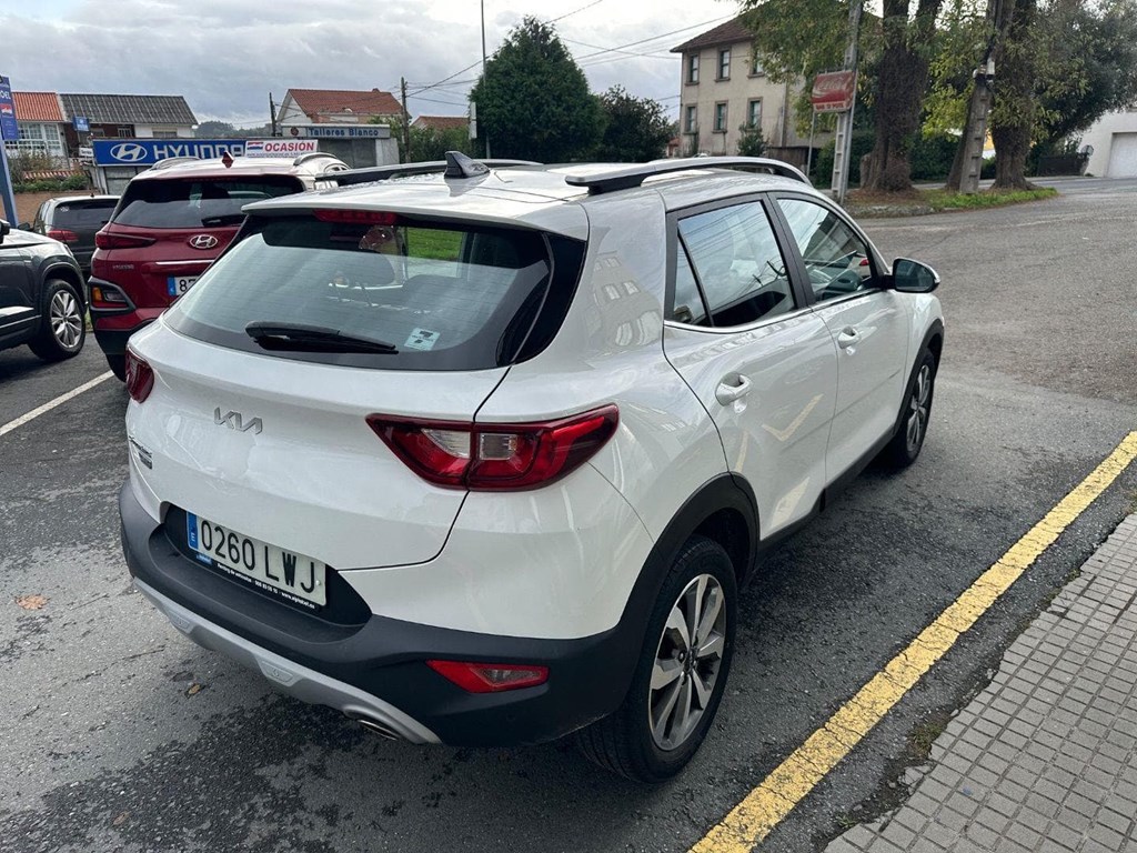 Foto 2 KIA Stonic 1.0 TGDi MHEV iMT Concept