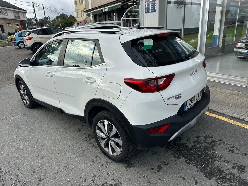 Foto 3 KIA Stonic 1.0 TGDi MHEV iMT Concept