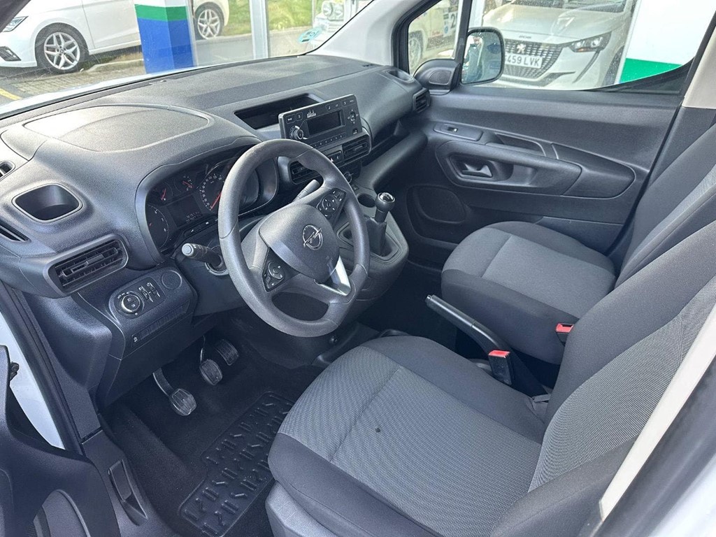 Foto 5 OPEL Combo 1.5 TD 75kW 100CV Express L H1 650kg