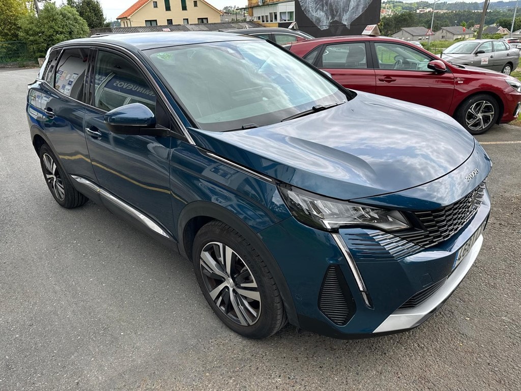 Foto 4 PEUGEOT 3008 1.5 BlueHDi SS Allure