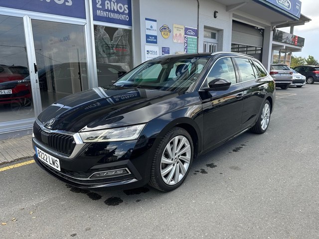 SKODA Octavia Combi 2.0 TDI DSG Style