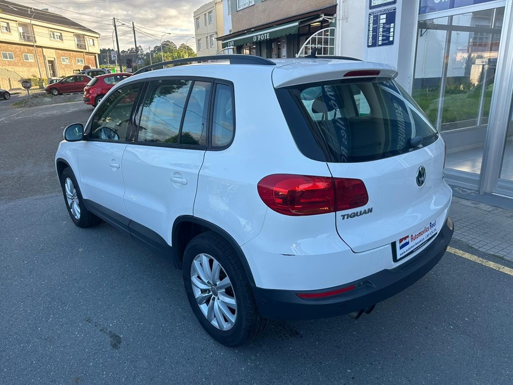 Foto 3 VOLKSWAGEN Tiguan 2.0 TDI 110cv 4x2 T1 BlueMotion Tech