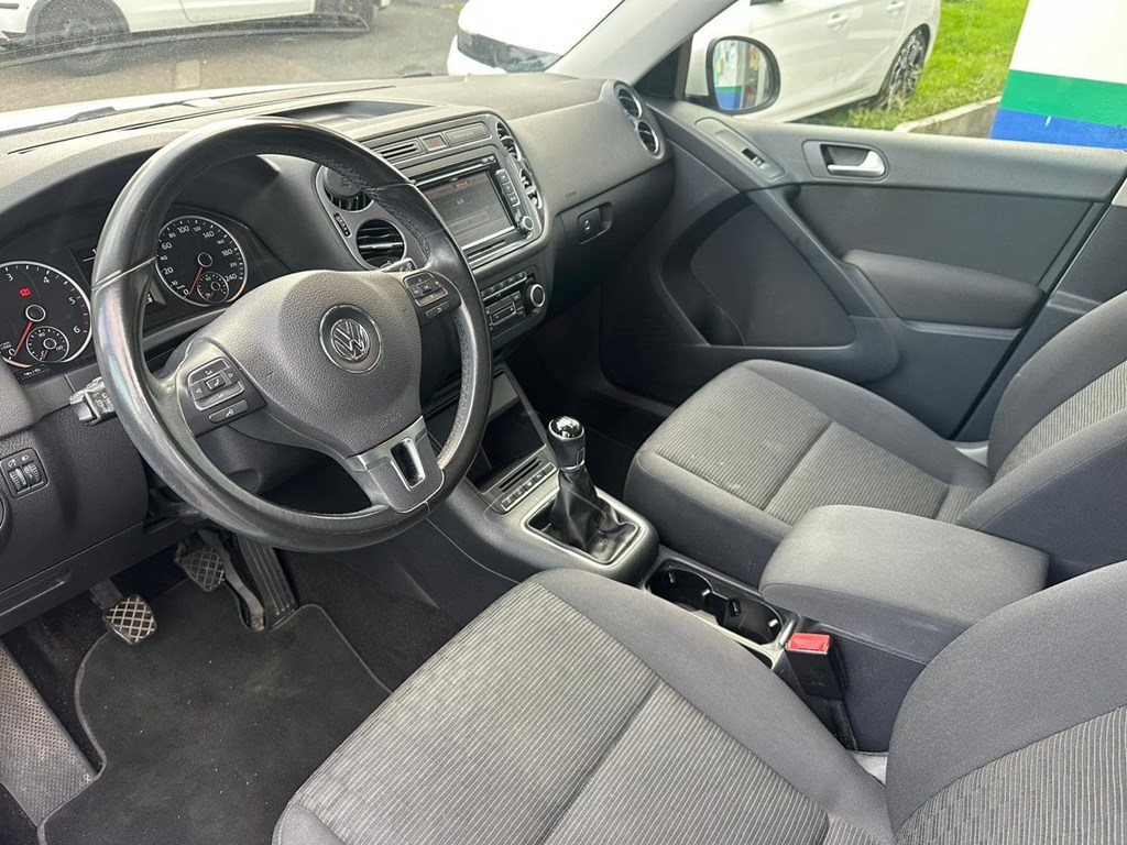 Foto 6 VOLKSWAGEN Tiguan 2.0 TDI 110cv 4x2 T1 BlueMotion Tech